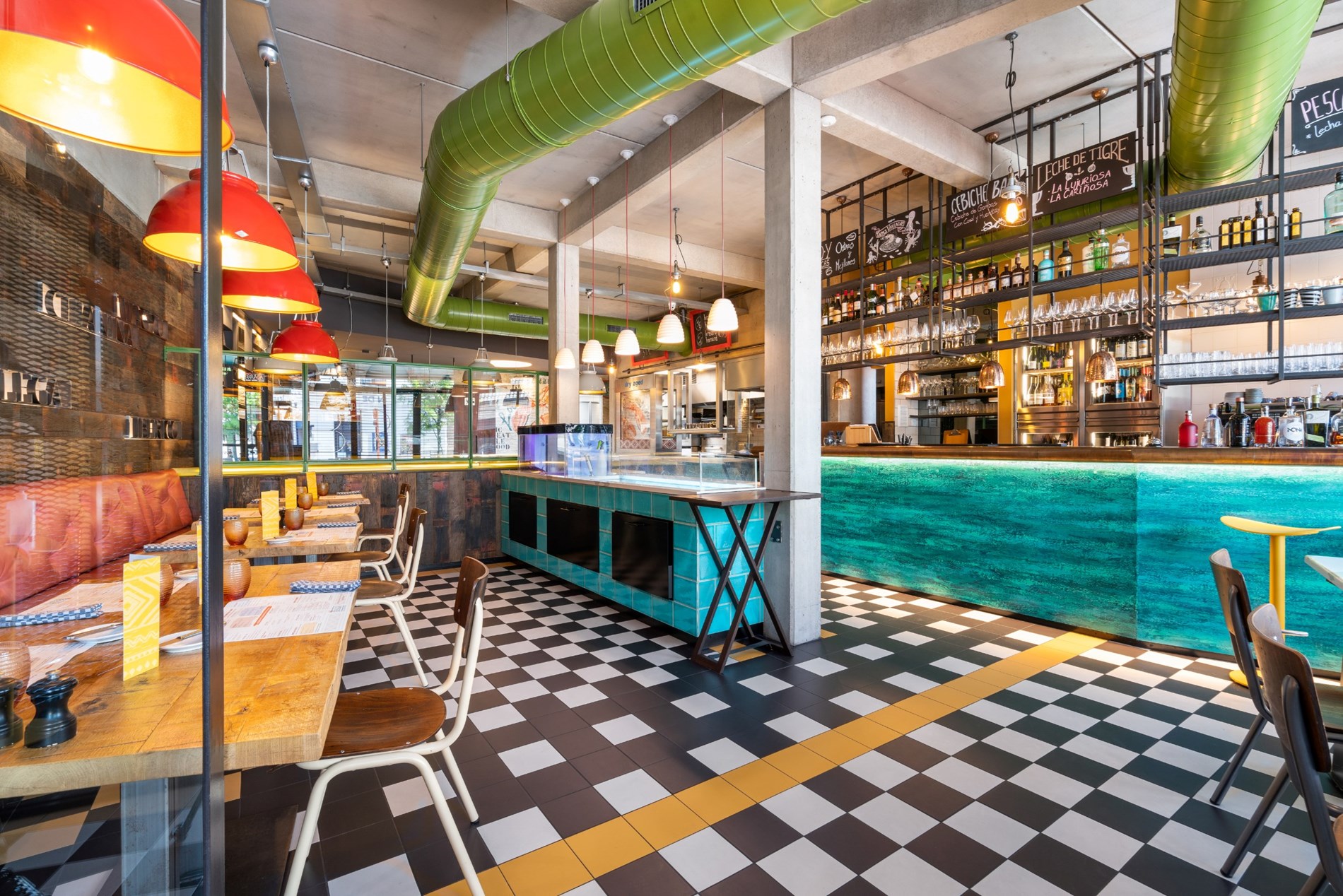 Handelspand te huur – Instapklaar restaurant (volledig uitgerust) in centrum Knokke. 