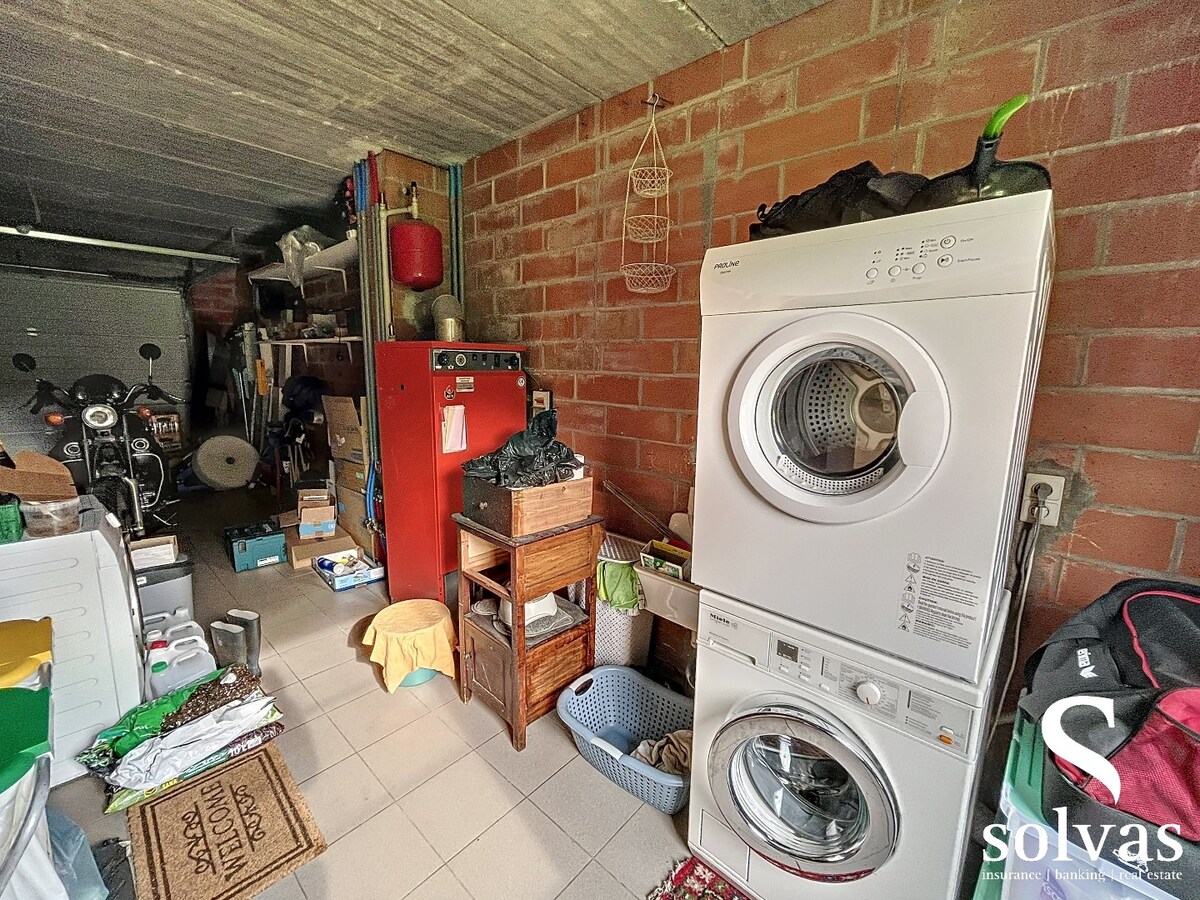 Landelijk gelegen halfopen bebouwing met drie slaapkamers 