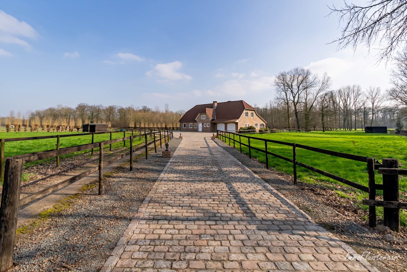 Propri&#233;t&#233; unique et exclusive d&#39;environ 5 hectares &#224; Nieuwenrode (Kapelle-op-den-Bos; Brabant flamand) 