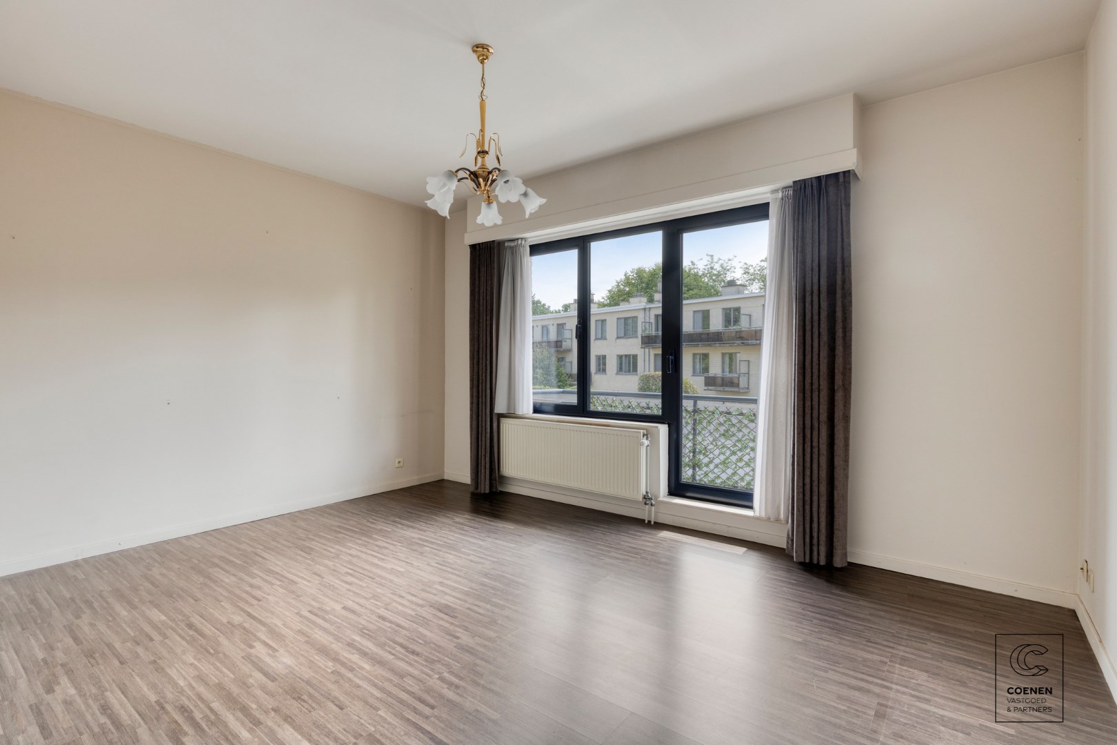 Prachtig appartement van 115 m&#178; met 3 slaapkamers op een uitstekende locatie te Brasschaat! 