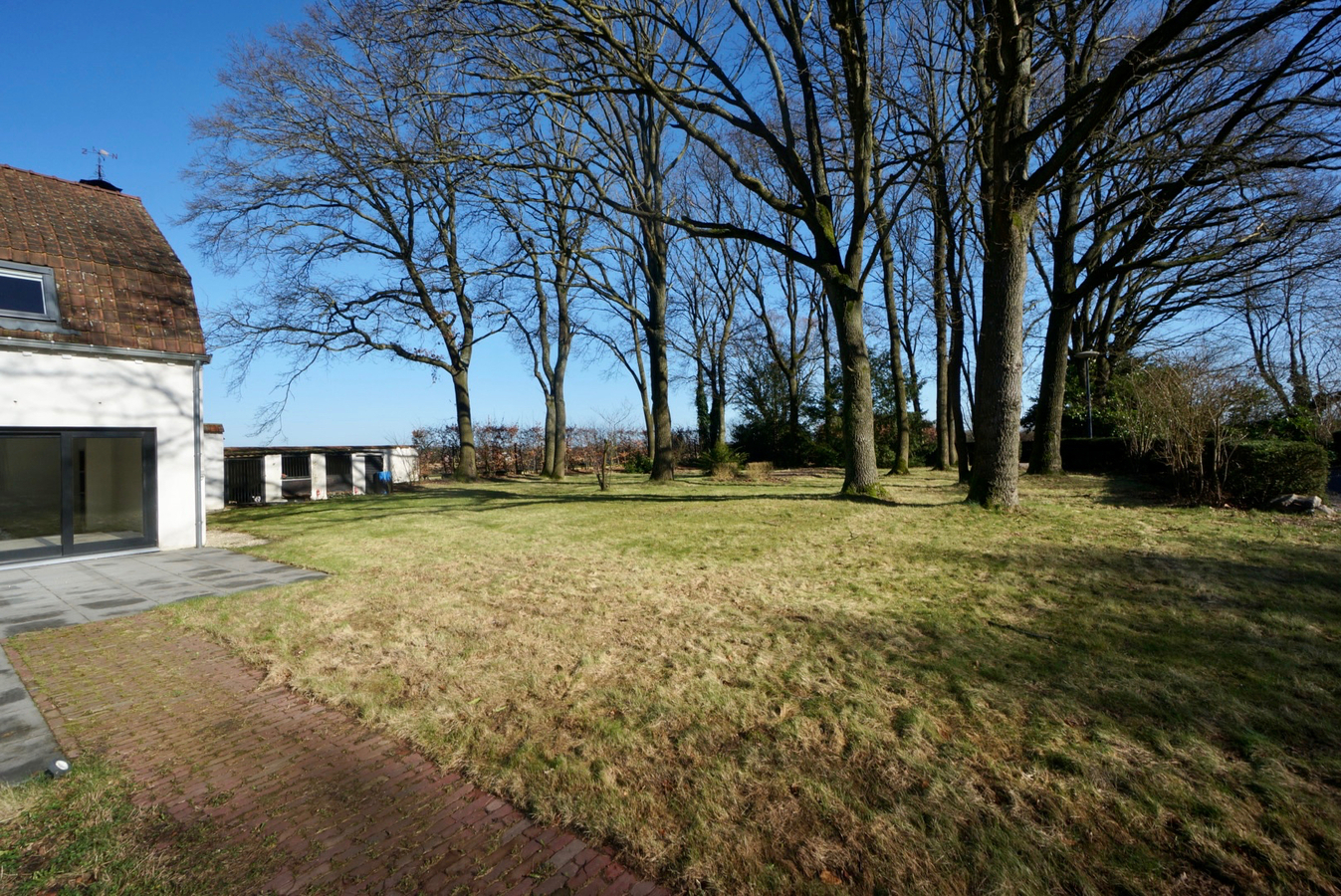 Charmante gerenoveerde hoeve met paardenstallen op ca. 2,5 ha te Gruitrode 