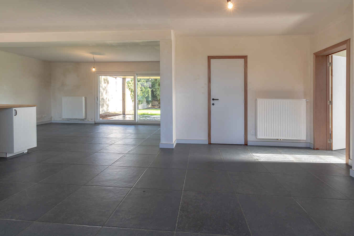 Gerenoveerde gezinswoning met 4 slaapkamers te Koekelare 