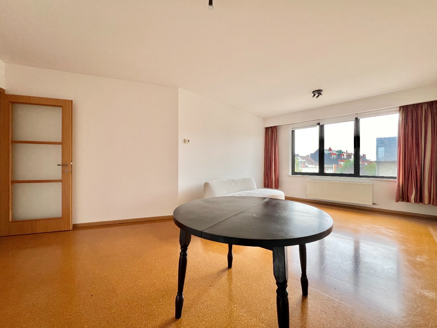 Ruim en lichtrijk appartement met 1 slpk, bew. opp. van 69m&#178; op zeer centrale ligging! 