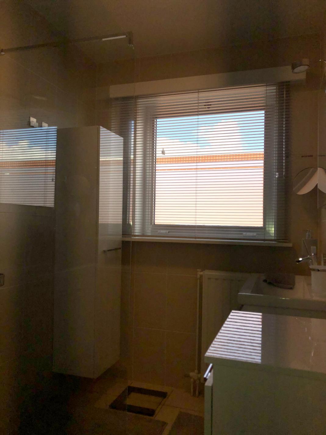 Gerenoveerd 2-slaapkamer appartement 