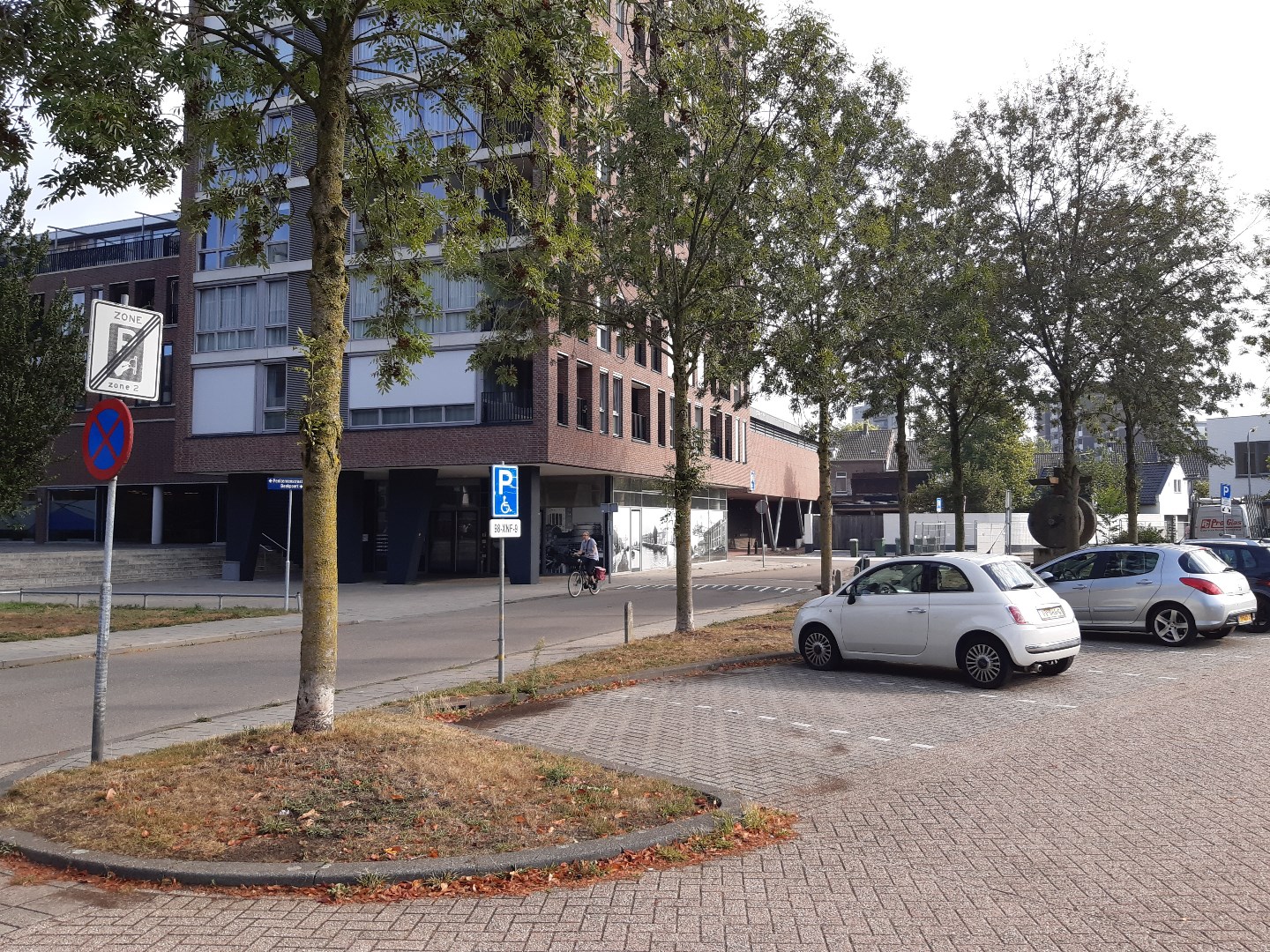 Commercieel kantoor te huur in Weert