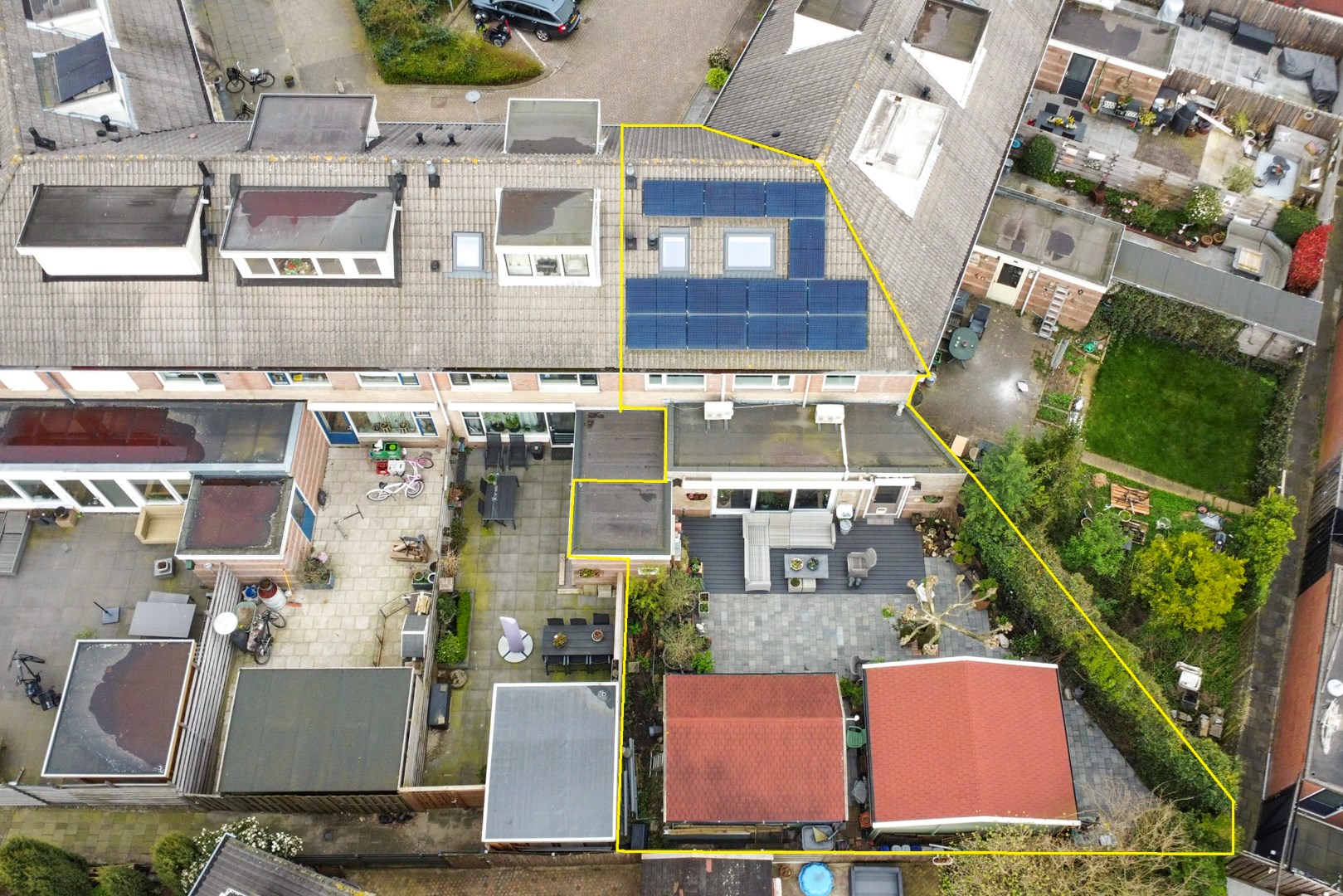Uitgebouwde en energiezuinige eengezinswoning met 4 slaapkamers, ruime achtertuin welke gelegen is in de wijk ‘s-Gravenland! 