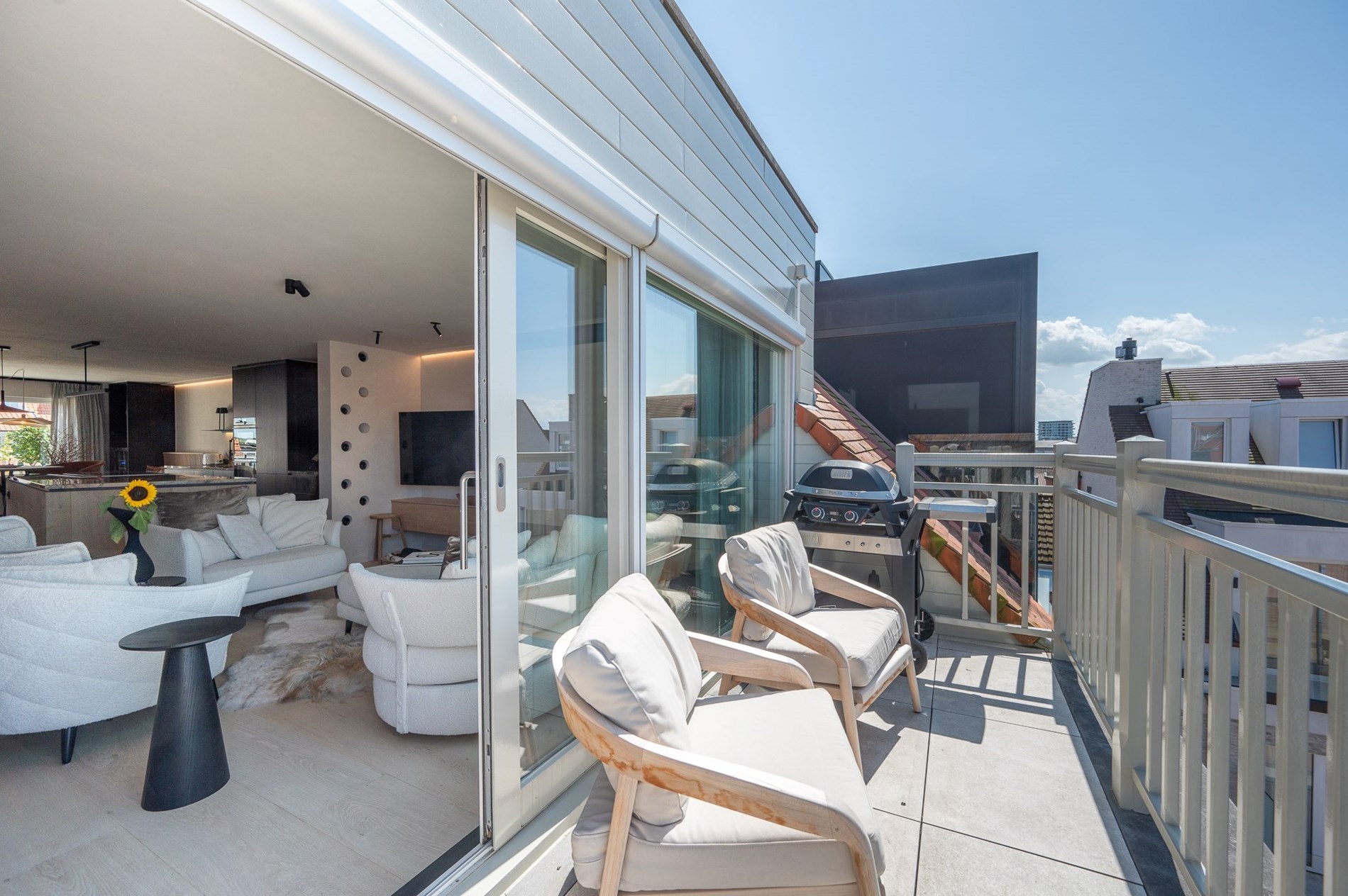 Luxe duplex dakappartement met zonneterrassen  in hartje Knokke 