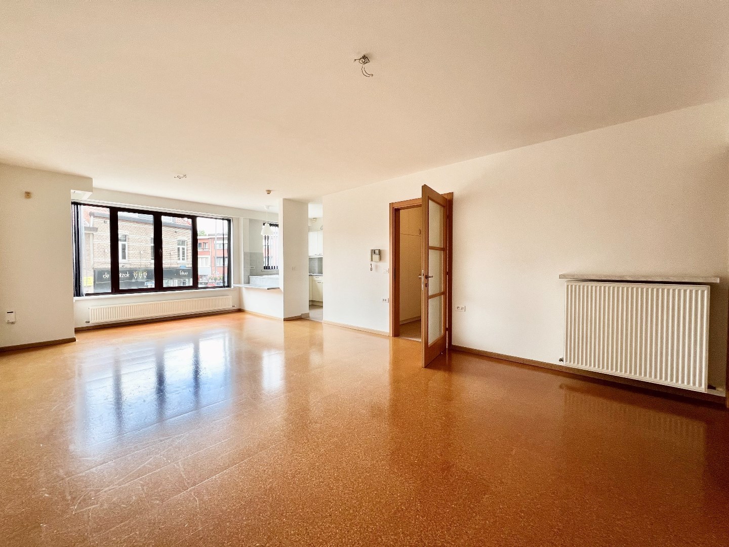 Ruim appt. met 2 slpks en bew. opp. van 100 m2 in centrum van Wommelgem! 