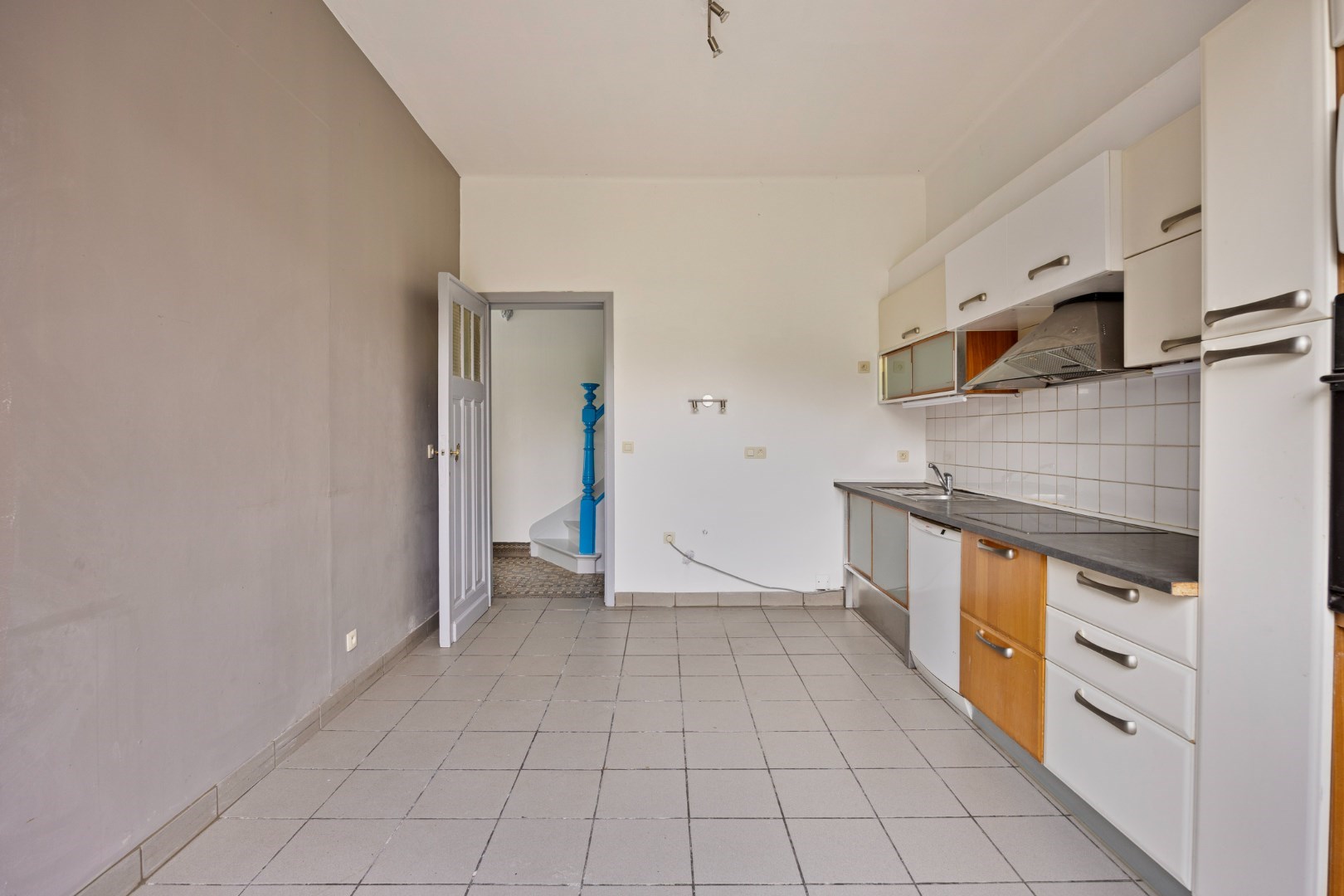 Woning met 3 slaapkamers, goede bereikbaarheid en veel winkels - EPC 188 kWh/m&#178; - bewoonbare oppervlakte 140 m&#178; 