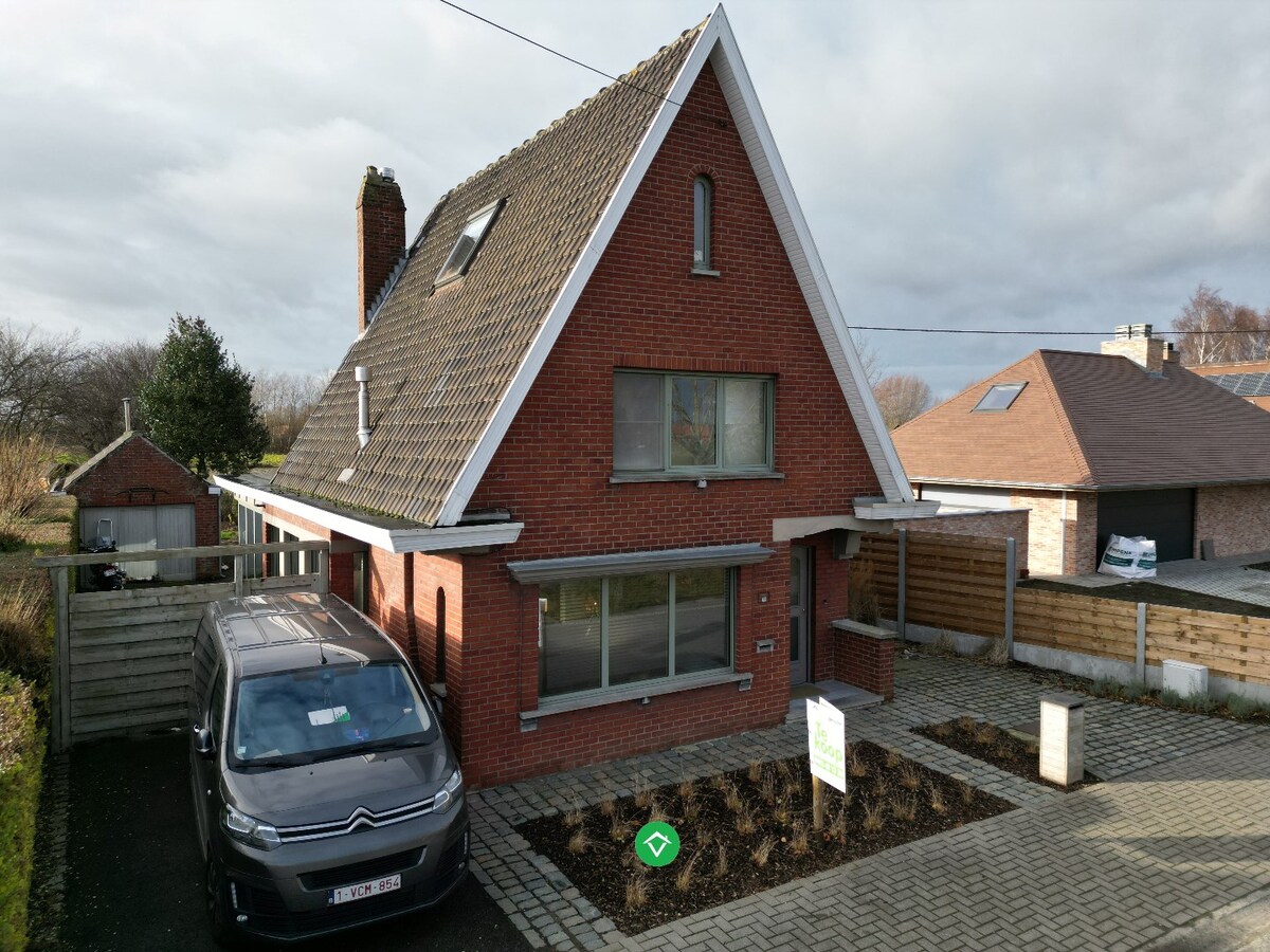 Ruime woning met tuin en 3 slaapkamers in Lichtervelde 