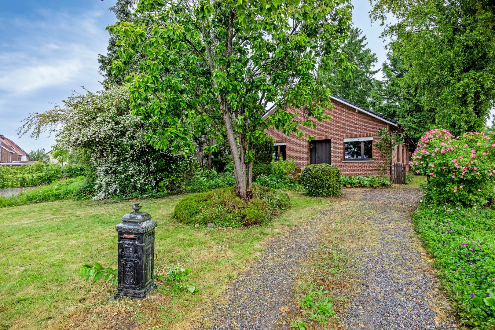 Ruime gezinswoning met grote tuin op perceel van 14a 41ca in Blanden te koop - bewoonbare opp. 236 m&#178; 