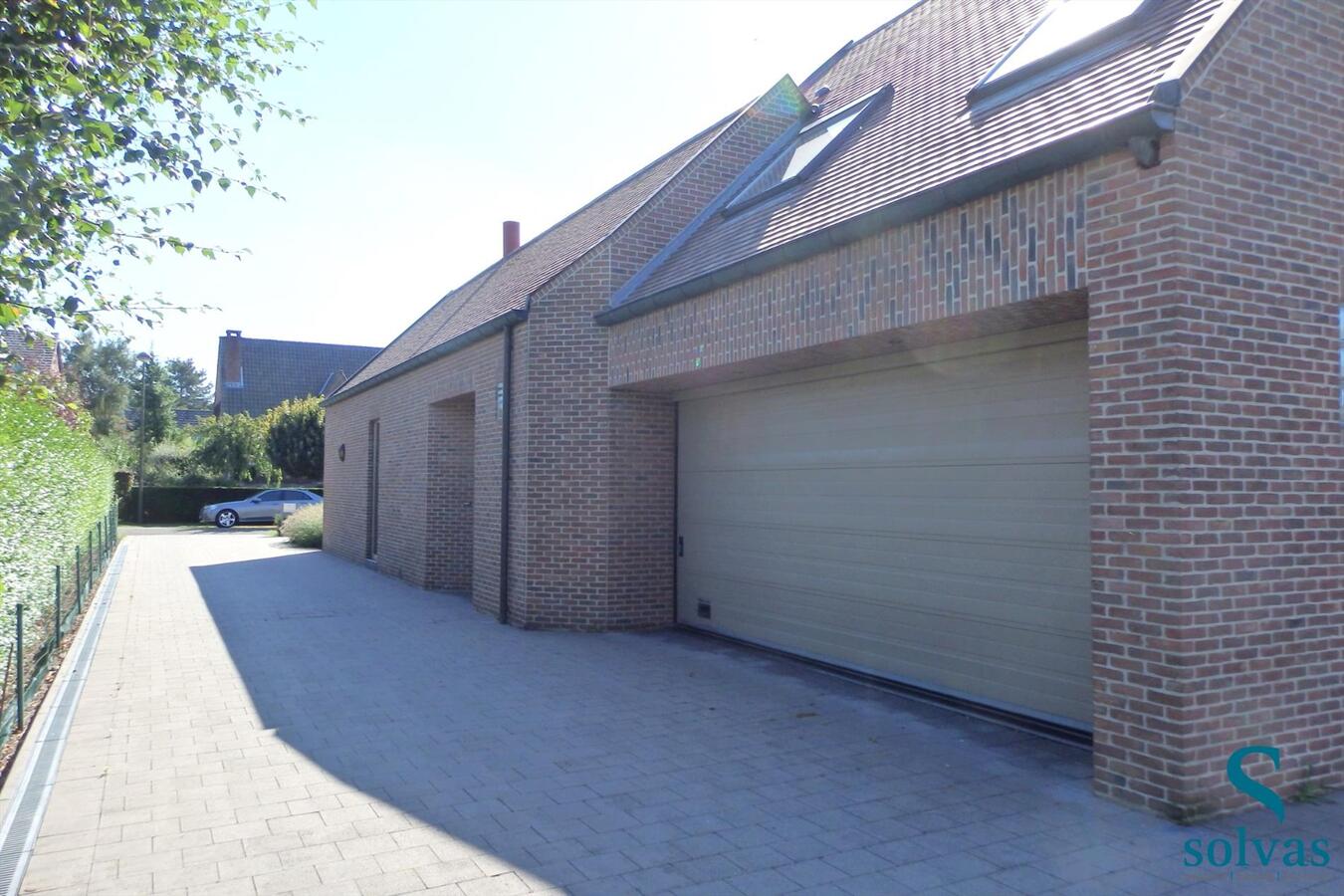 Verkocht ! Unieke villa in centrum Zomergem! 