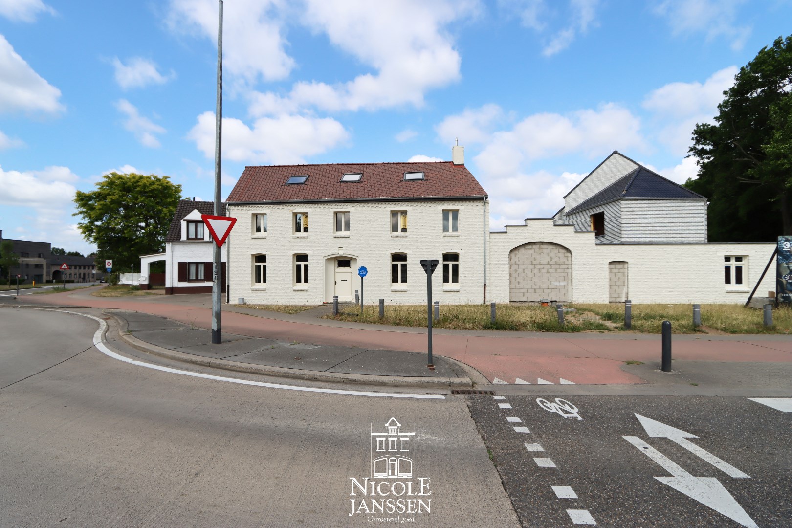 Gezinswoning met praktijkruimte 