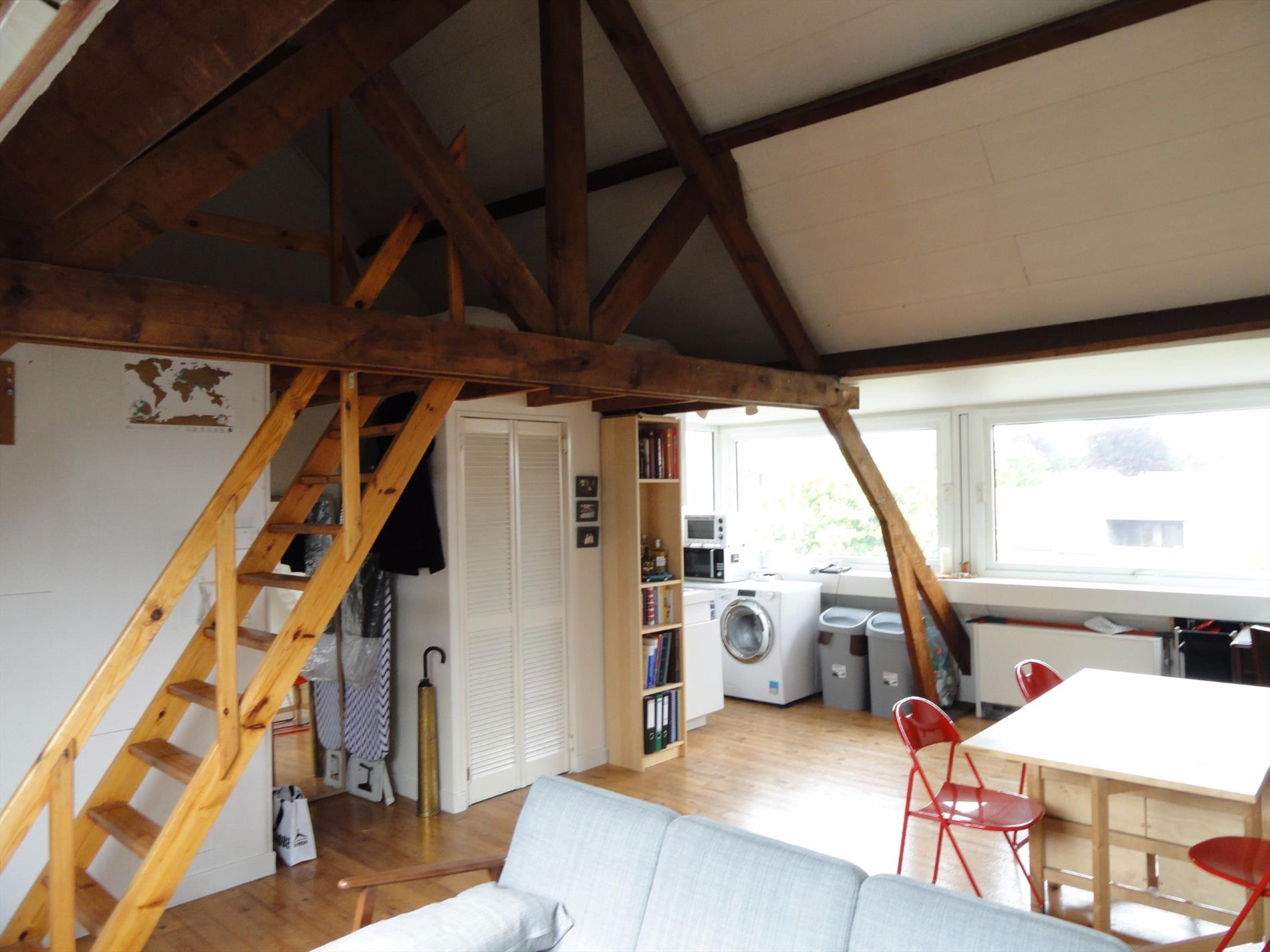Dakappartement/studio vlakbij &#39;t Zand 
