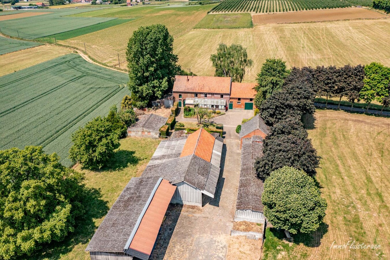 Landelijk gelegen te renoveren boerderij met bedrijfswoning op ca. 7,5ha te Tielt-Winge (Vlaams Brabant) 