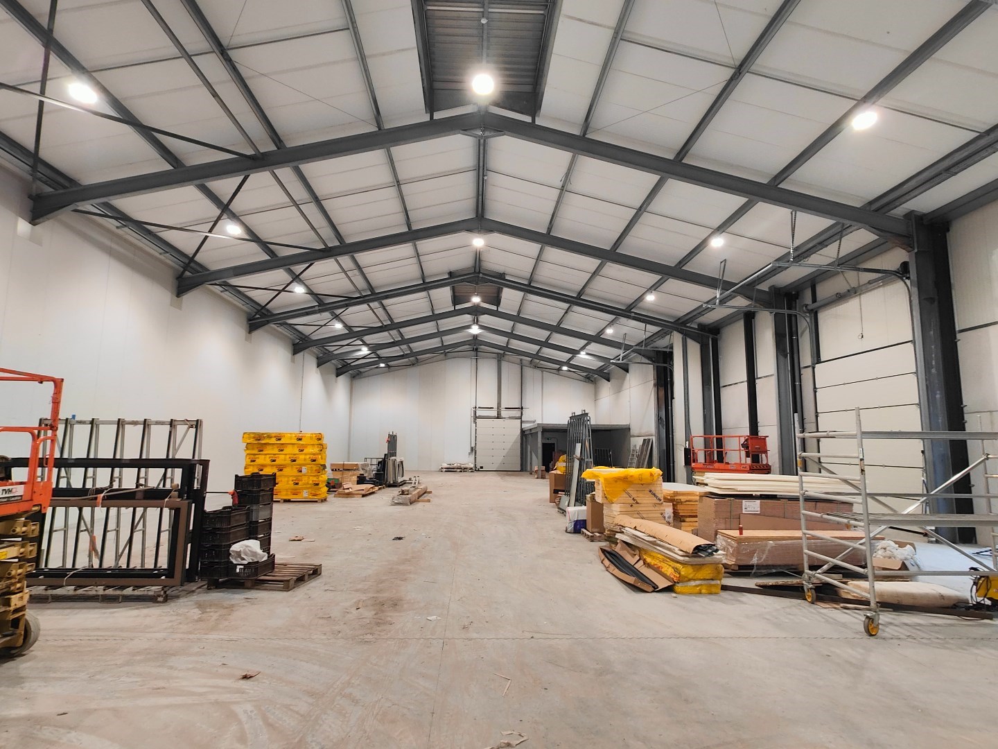 Nieuwbouw loods te huur van 406m&#178; 