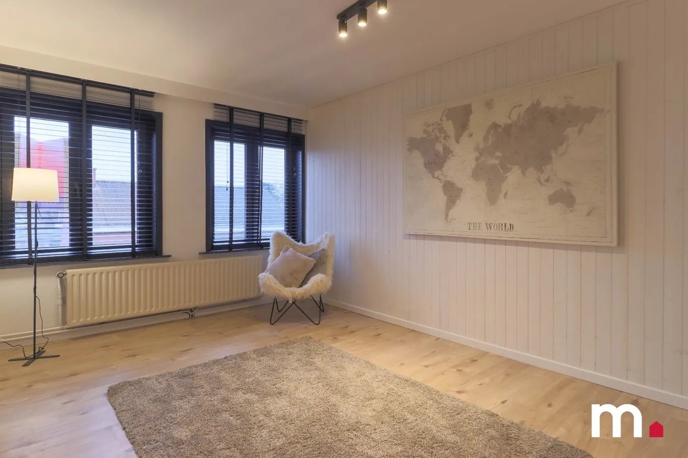 Tof &amp; Trendy bemeubeld appartement met 3 slaapkamers, 2 badkamers en garage te Heule ! 
