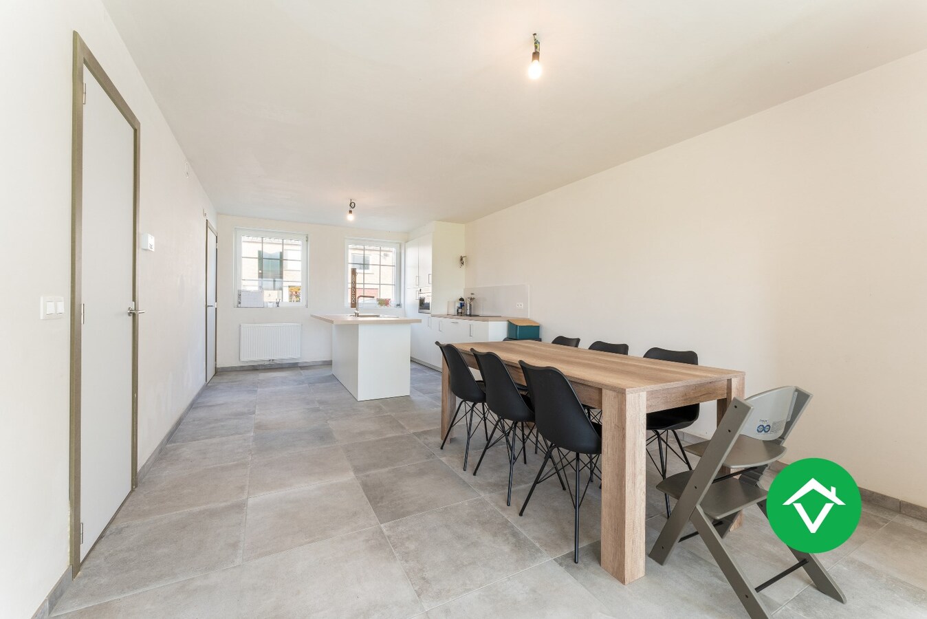 Recente woning met drie slaapkamers te Koekelare 