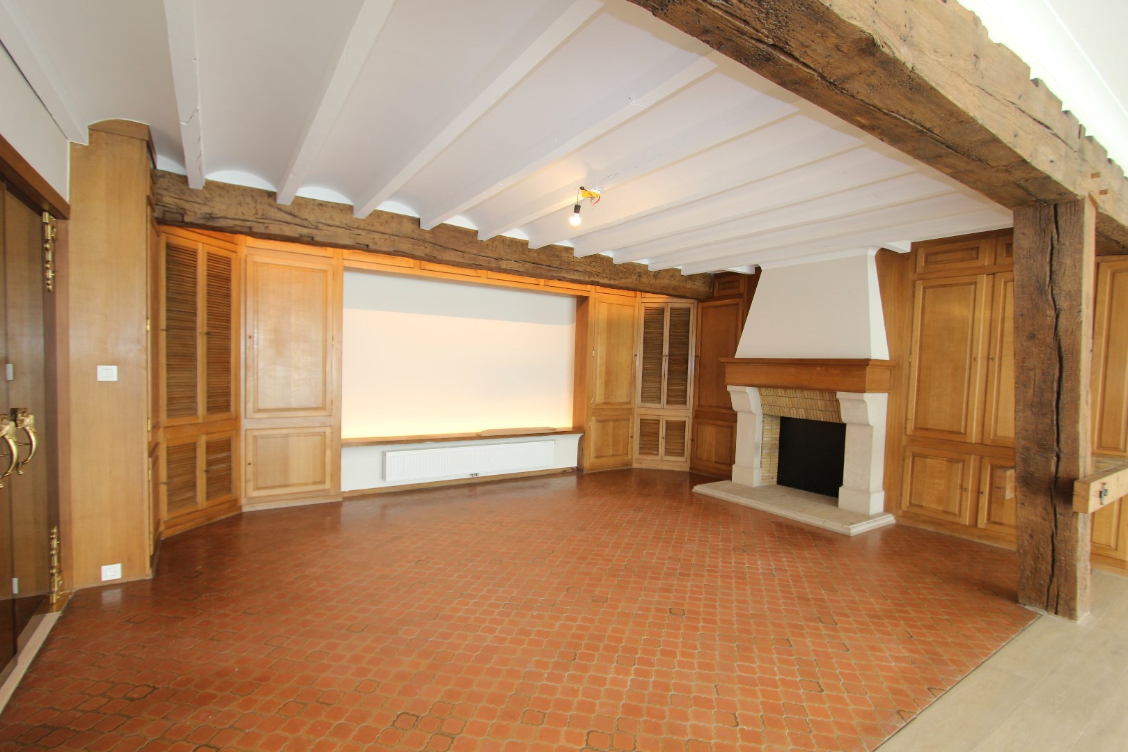RIANT APPARTEMENT MET GROOT TERRAS EN 3 SLAAPKAMERS 