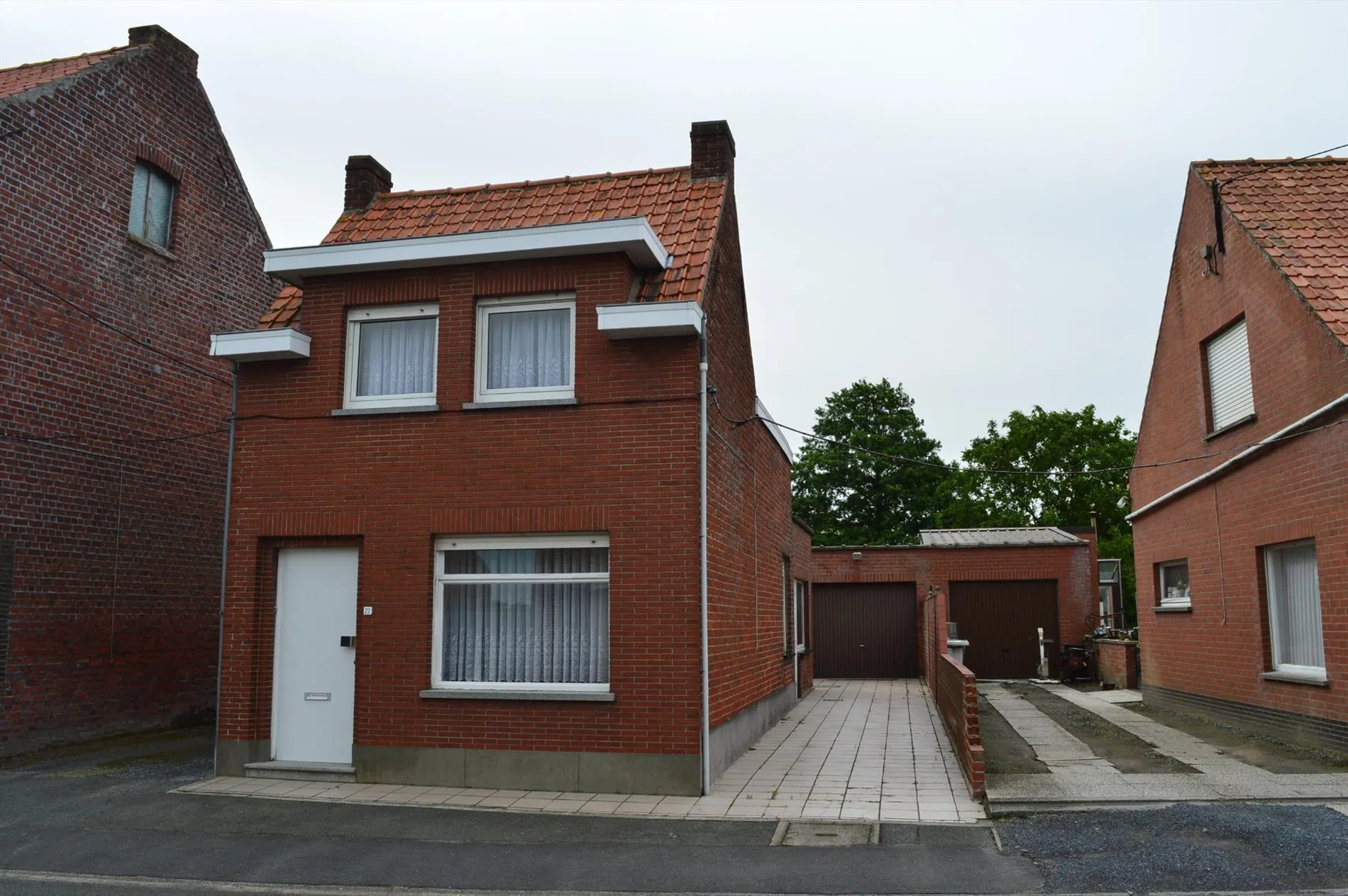 Te renoveren woning met 2 slpks op 339 m² te Kortemark