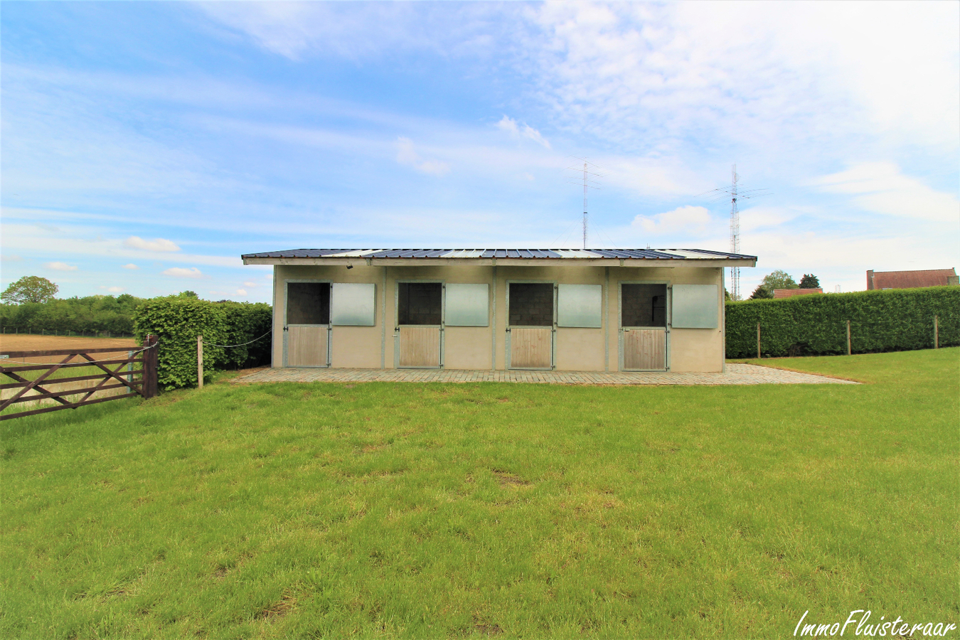 Charmante en ruime woning (meerdere woonunits) met tuin, stalgebouw en weiland op ca. 1,15ha te Tielt-Winge (Vlaams-Brabant) 