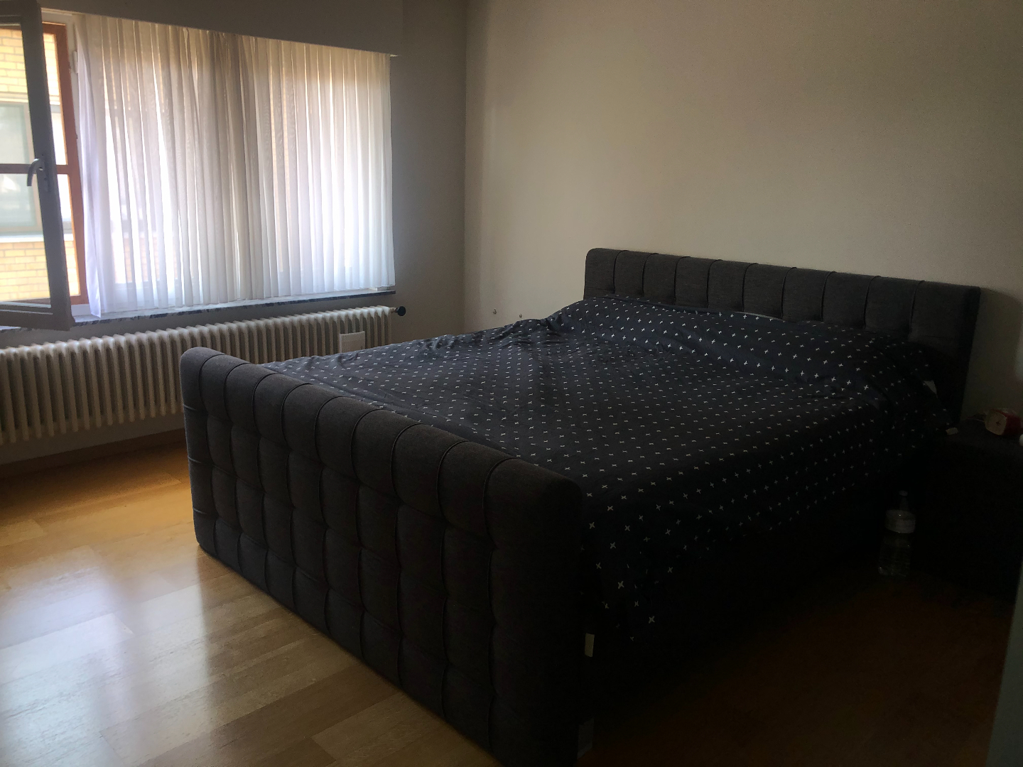 Sint-Andries: Ruime HOB met 2 slaapkamers 