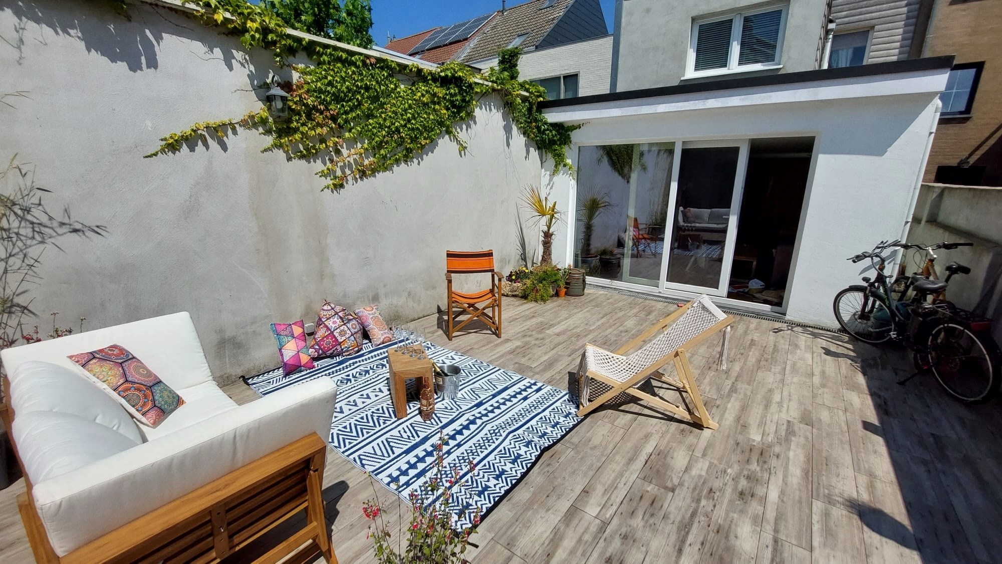 Authentiek, gerenoveerd huis met Zuid-West Geori&#235;nteerde Tuin 
