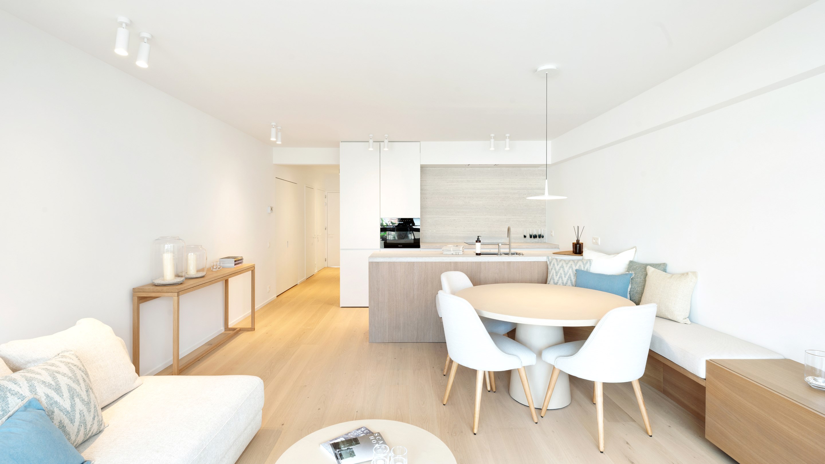 EXCLUSIEF APPARTEMENT MET 3 SLAAPKAMERS EN UITSTEKENDE LIGGING IN HARTJE KNOKKE 