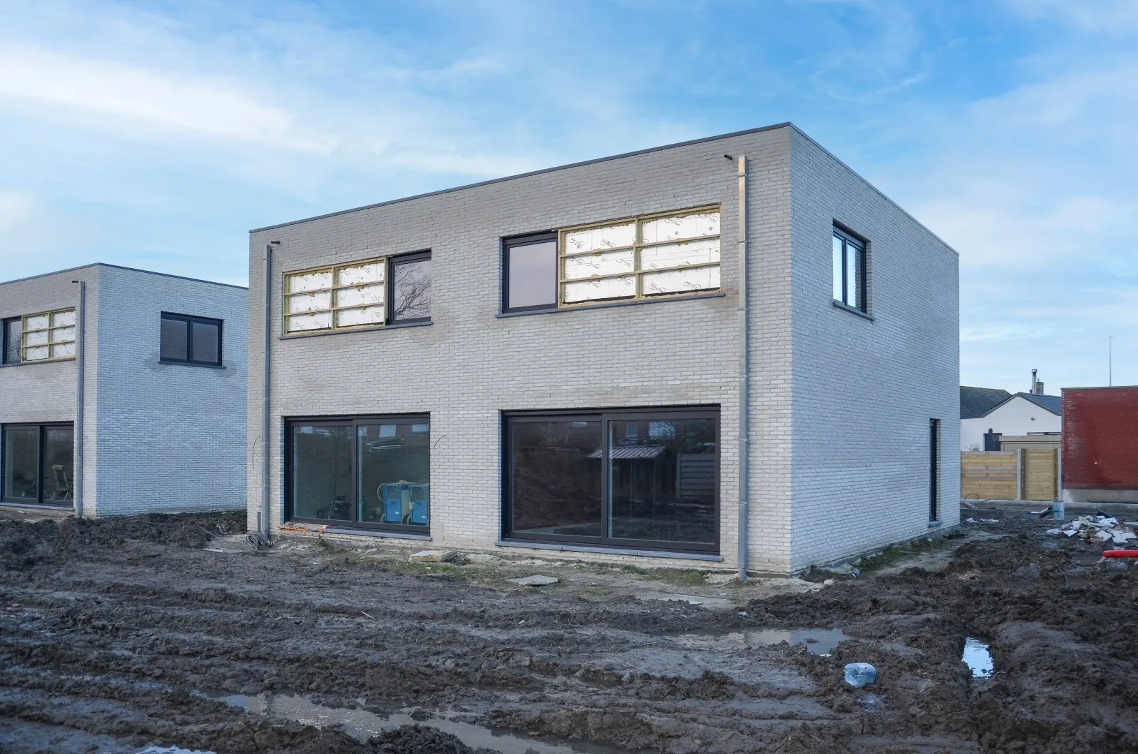 Moderne 3-slaapkamer bebouwing (halfopen) in centrum Oudenburg