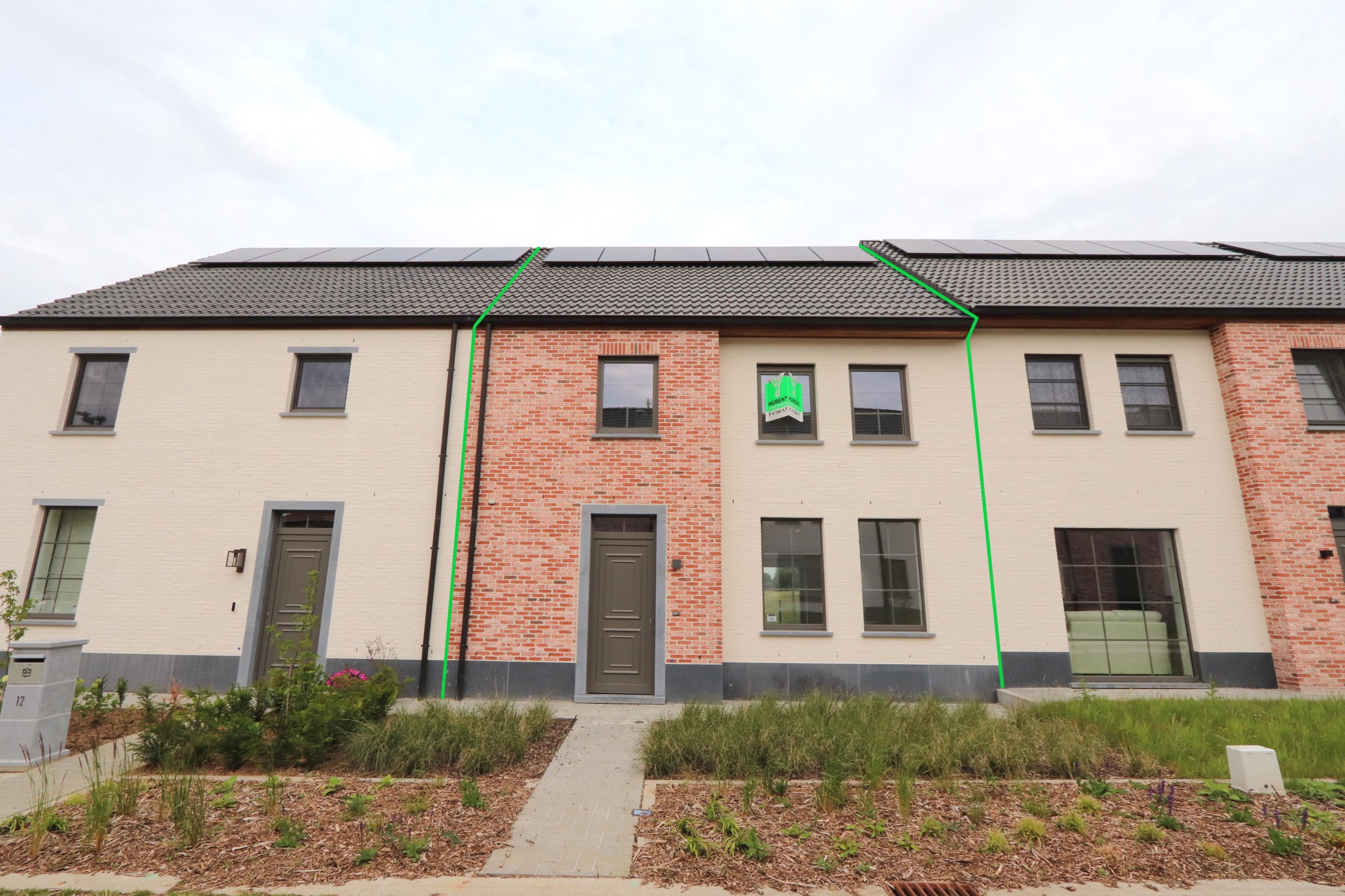 ENERGIEZUINIGE WONING MET CARPORT EN TUIN 