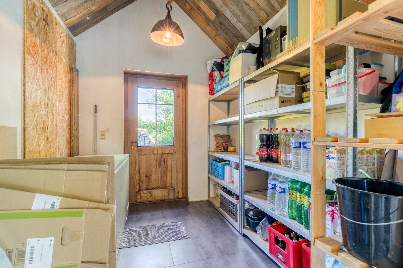 Goed gelegen open bebouwing met 4 slaapkamers en tuin in Kerkom - EPC 540 kWh/m&#178; - bewoonbare oppervlakte 238  m&#178; 