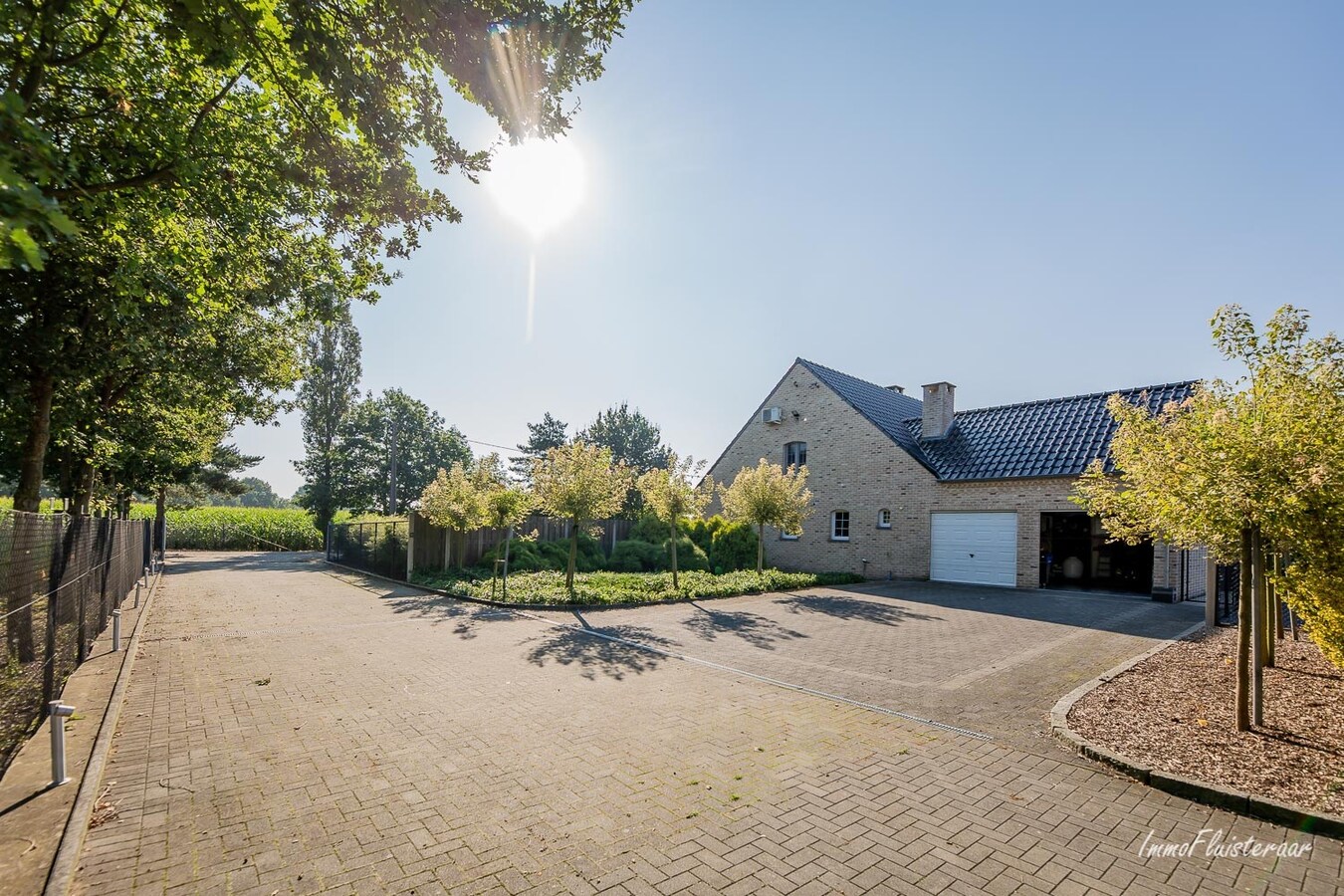Beautiful house (+/-340m&#178;) with stable buildings on +/-2ha in Opoeteren (possible extension to +/-7.3ha!) 