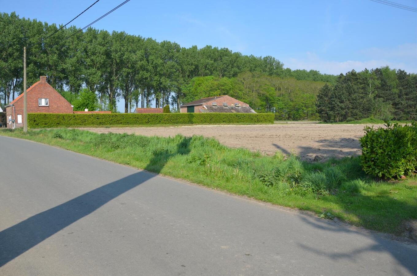 Verkocht in 1 week!!! Landelijke hoeve met grote schuur in z&#233;&#233;r goede staat 