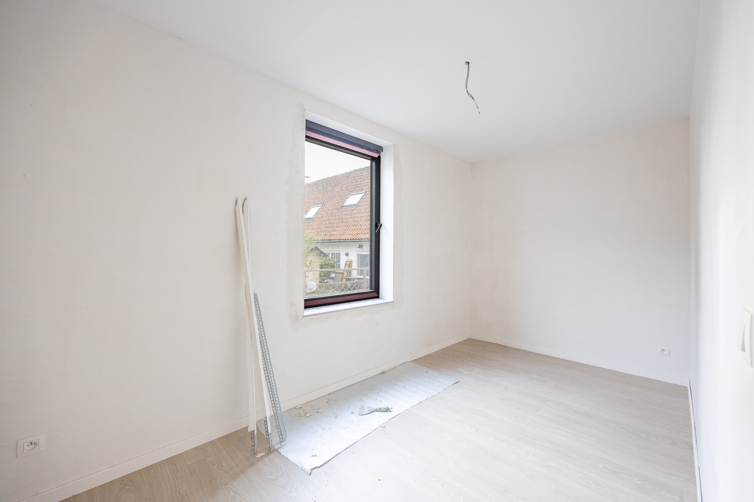 VILLA APPARTEMENT MET RUIME TUIN 