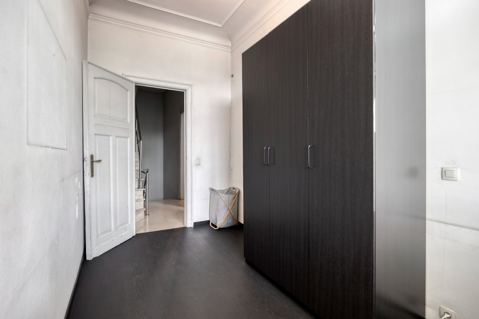 Prachtig herenhuis op de Tiensevest met mogelijkheid tot praktijkruimte - bewoonbare opp. 555 m&#178; 