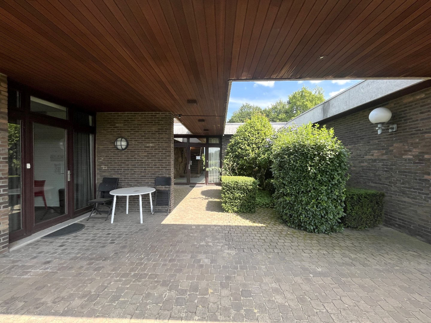 Unieke villa op perceel van ca. 5.313m&#178; te Geel 