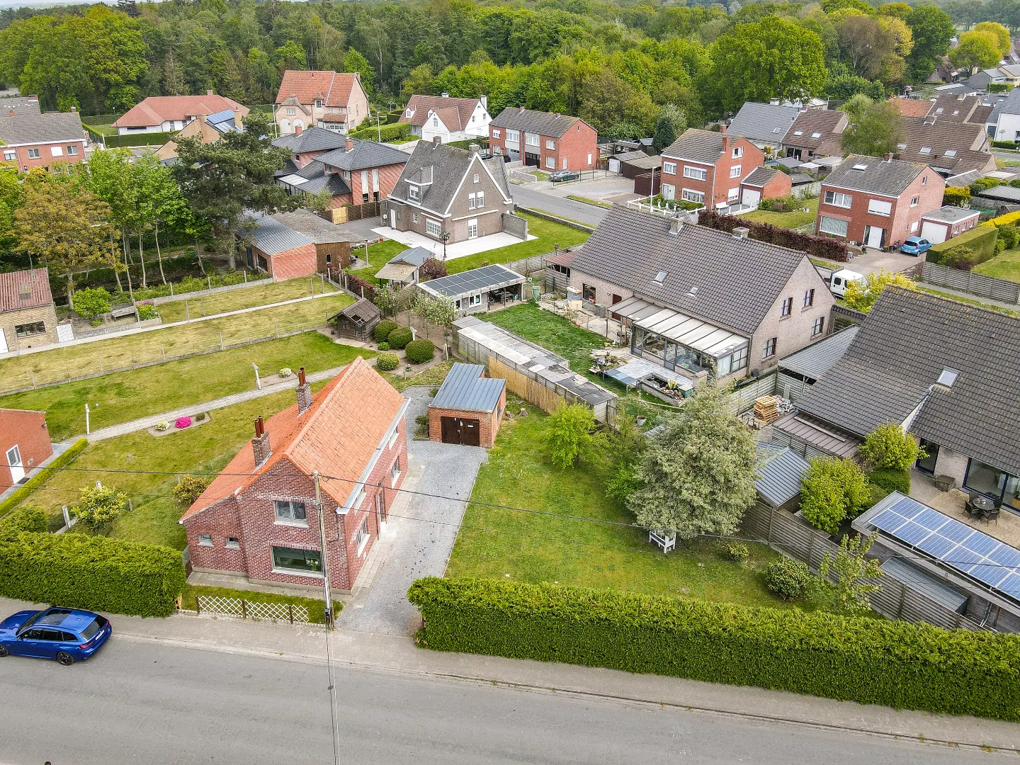 Gezellige, alleenstaande woning in Torhout op 601 m2!