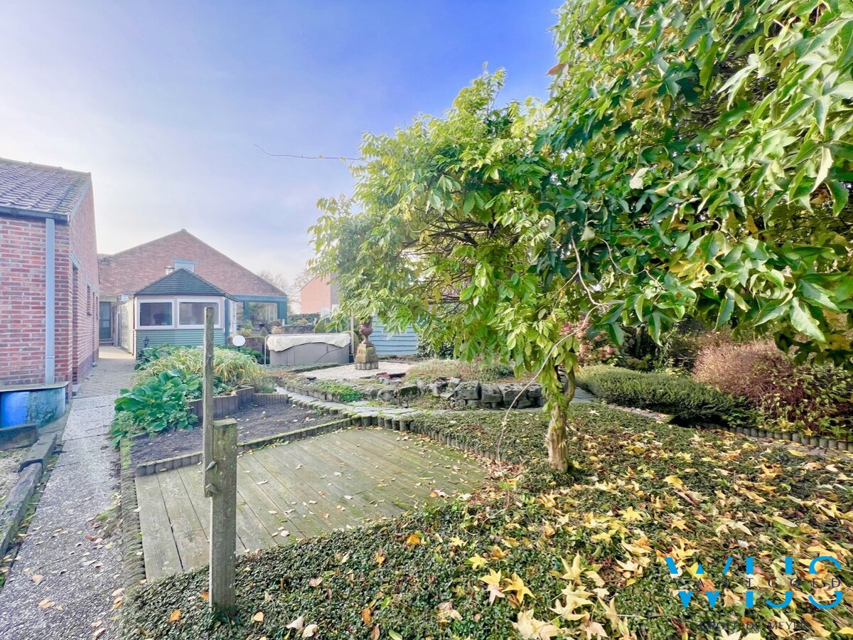 Zeer ruim woonhuis op TOPlocatie ! 
