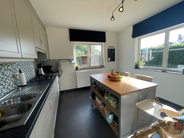 Prachtige half-open woning gelegen te Kasterlee - Tielen! 
