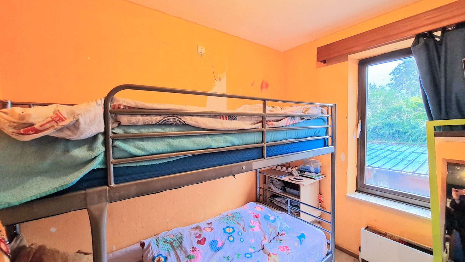 Betaalbaar tweeslaapkamer-appartement in hartje Lanaken 