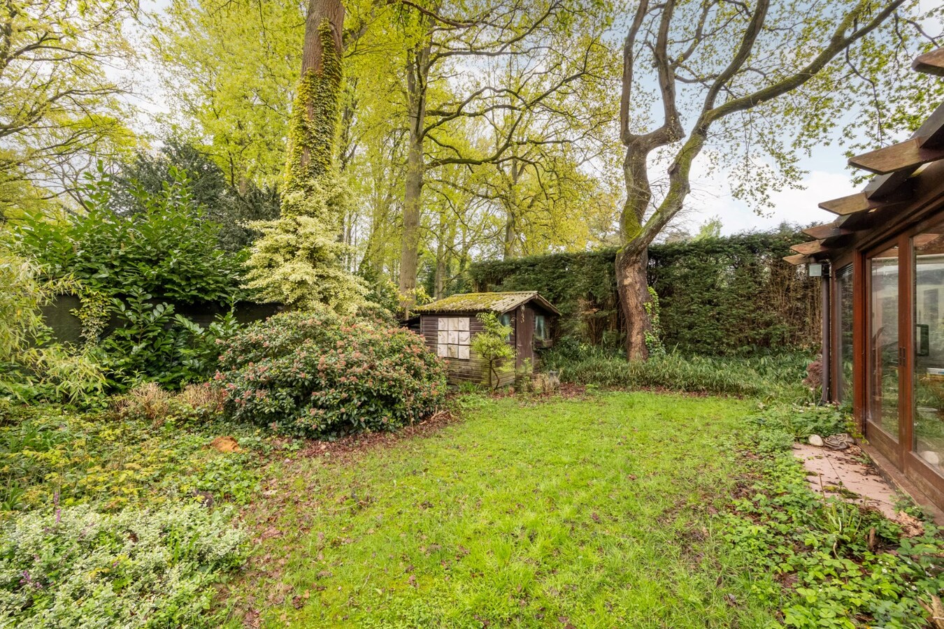 Ruime gezinswoning met 4 slaapkamers in het groene Hertebos 