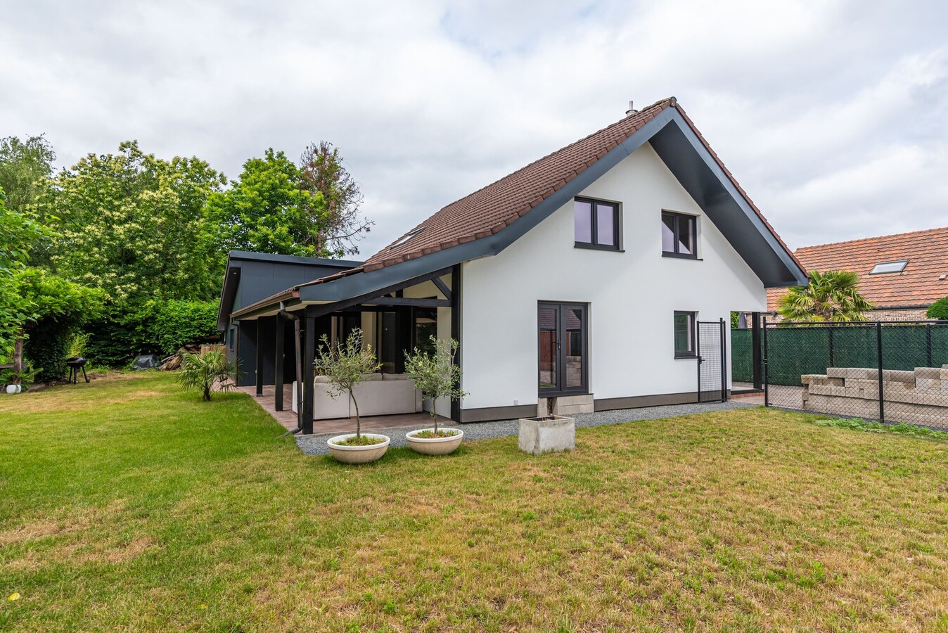 Energiezuinige, vrijstaande doorzonwoning 