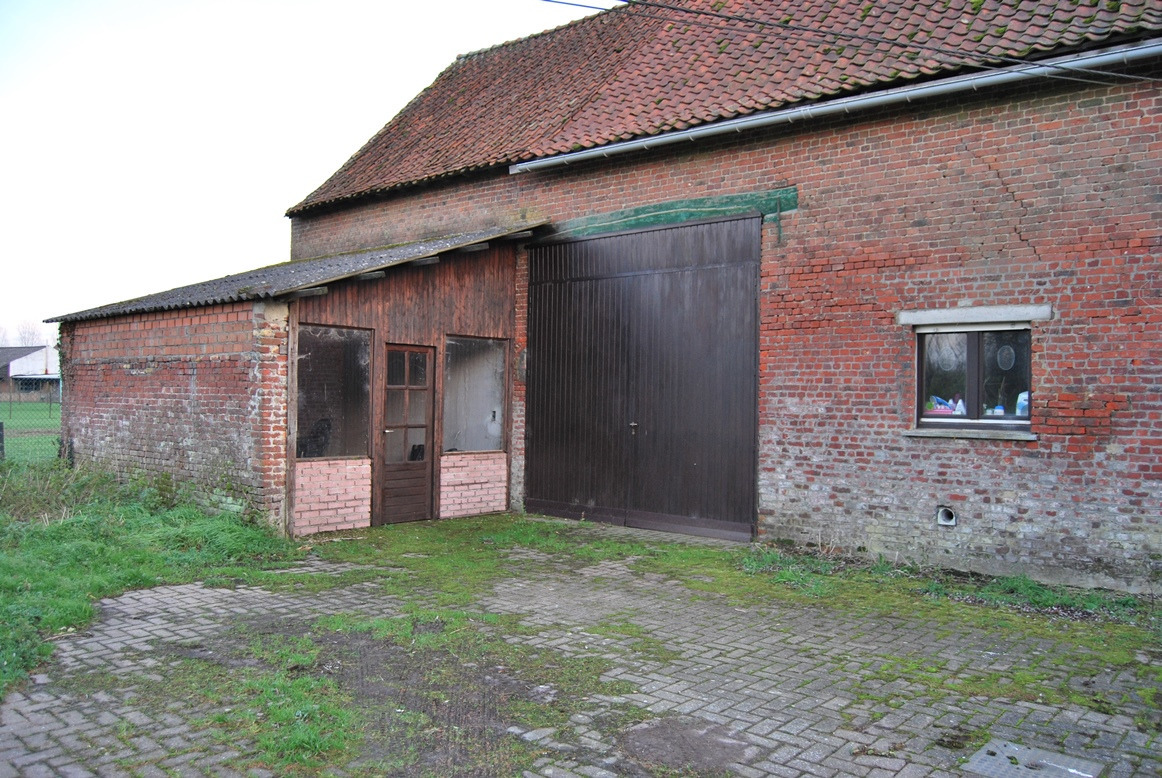 Te renoveren hoeve op ca. 1,4 ha op prachtige locatie te Geraardsbergen 