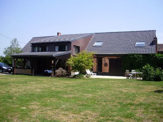 Gerenoveerde hoeve op ca. 1 ha 