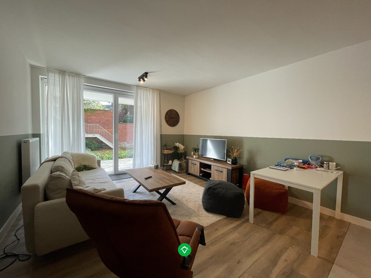Gelijkvloers appartement met &#233;&#233;n slaapkamer te Rumbeke 