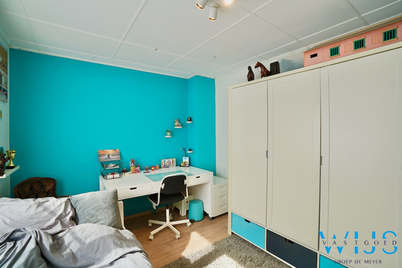 Stevige gezinswoning op TOPlocatie in Ertvelde ! 
