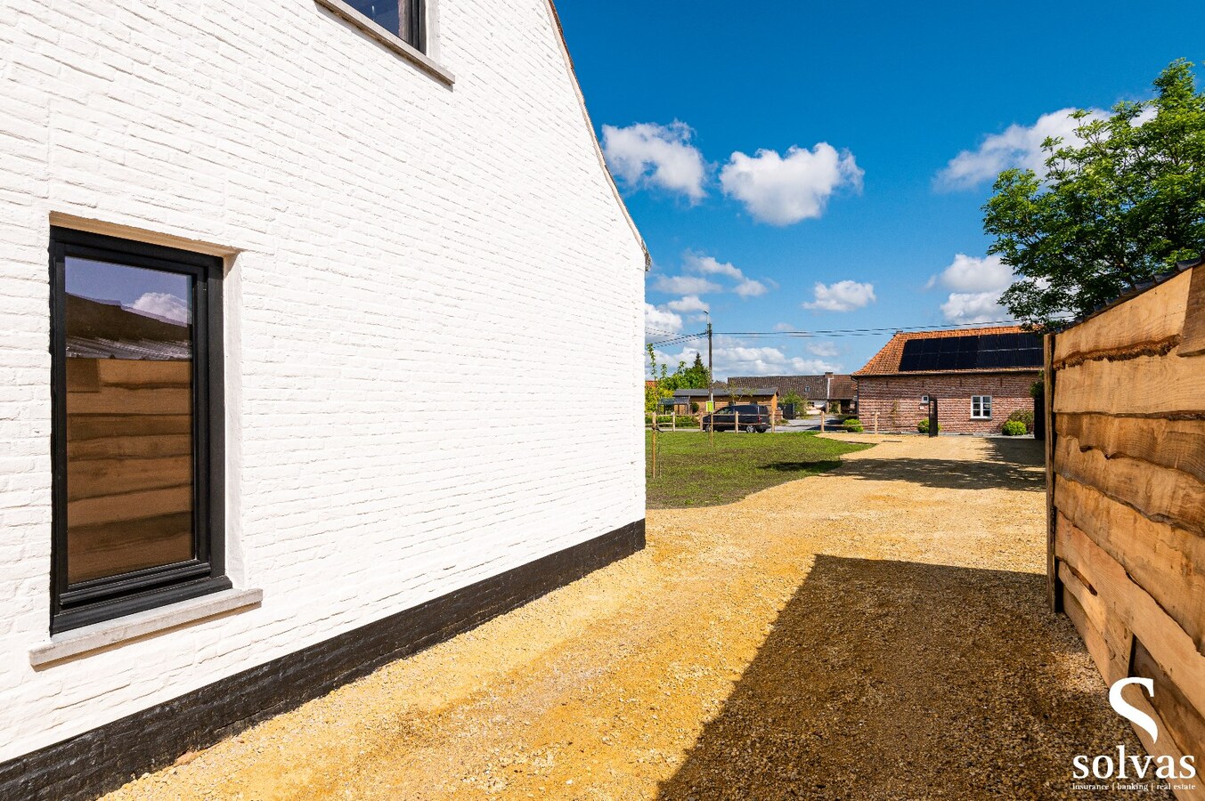 Met stijl gerenoveerde hoeve op landelijke locatie 