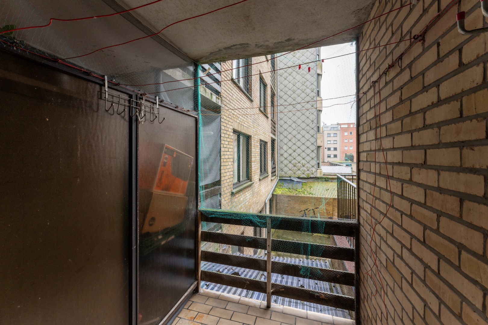 Te renoveren 2 slaapkamer appartement 