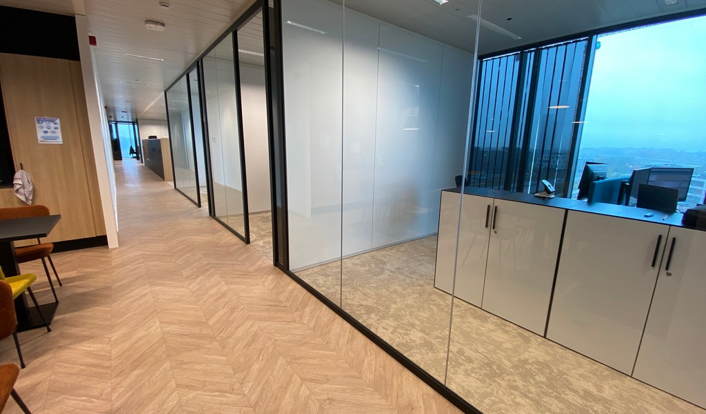 Full-service kantoren in VMRE business center in Gent