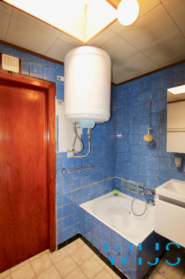 Fantastisch gelegen woonhuis op 1430m&#178; te Lievegem ! 
